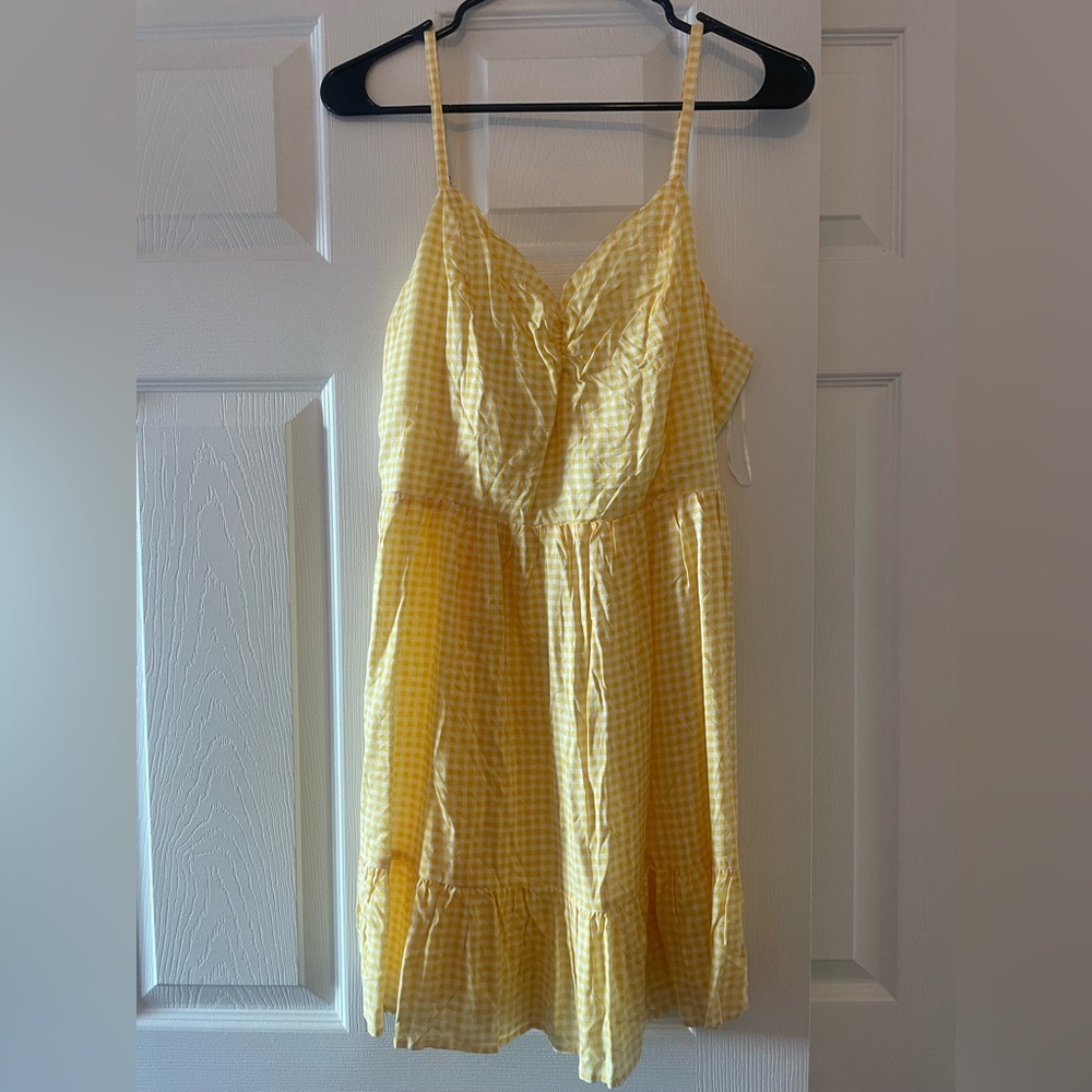 Yellow dress